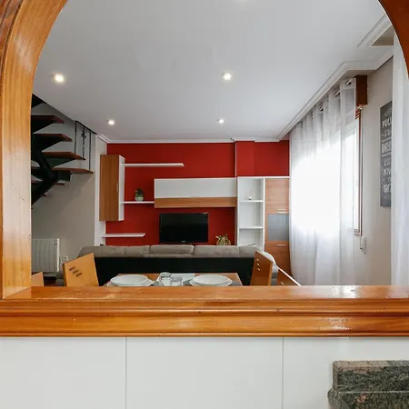 Confort, Luz Y Atardeceres By * Redondela