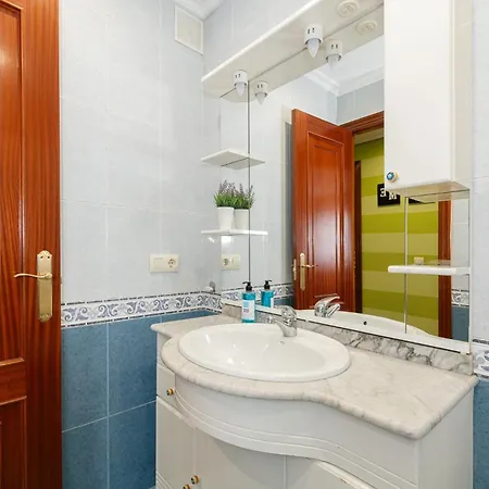 Confort, Luz Y Atardeceres By * Redondela