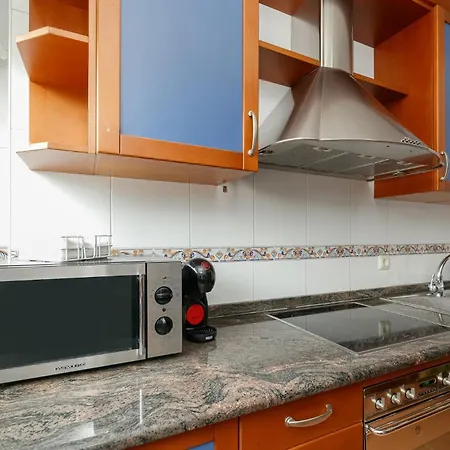 Confort, Luz Y Atardeceres By Redondela